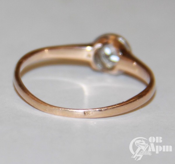 Комплект с бриллиантами: серьги и кольцо