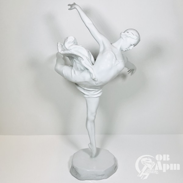 Скульптура «Г.С. Уланова в роли Одетты»