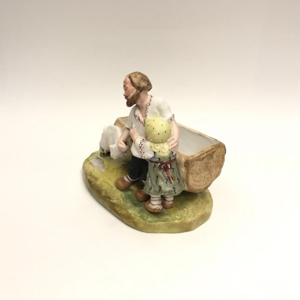 Скульптура "Козленок и крестьянин"