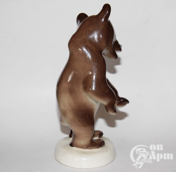 Скульптура "Медвежонок"