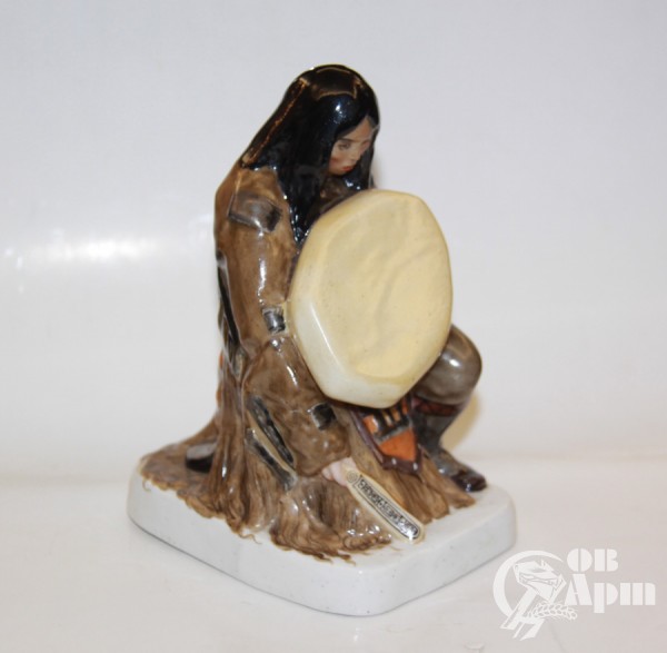 Скульптура "Тунгусский шаман"