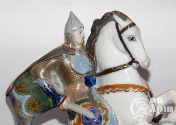Скульптура "Всадник на коне" ("Руслан")