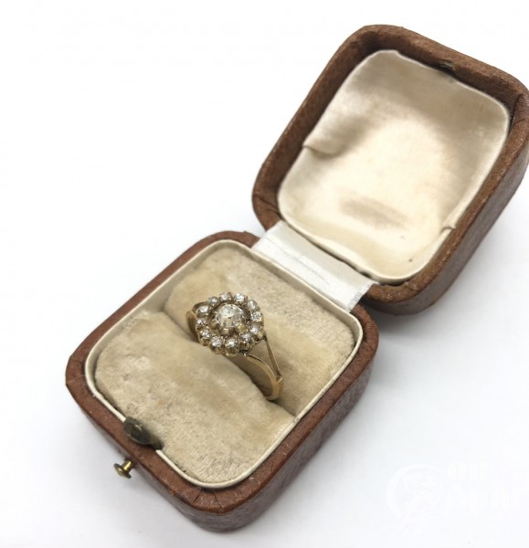 Кольцо - малинка с бриллиантами