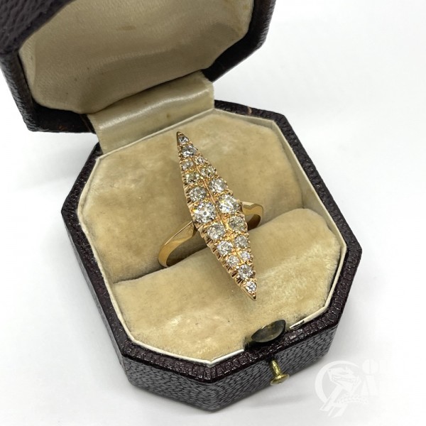 Кольцо - маркиз с бриллиантами