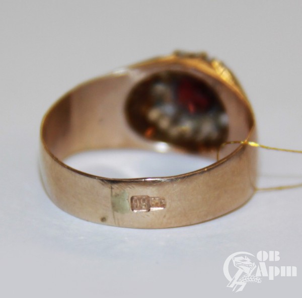 Кольцо "Малинка" с гранатом и алмазами