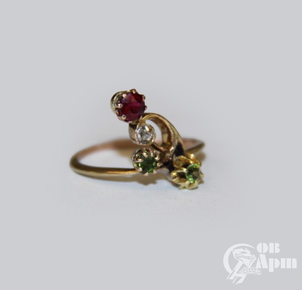 Кольцо с алмазом и рубином