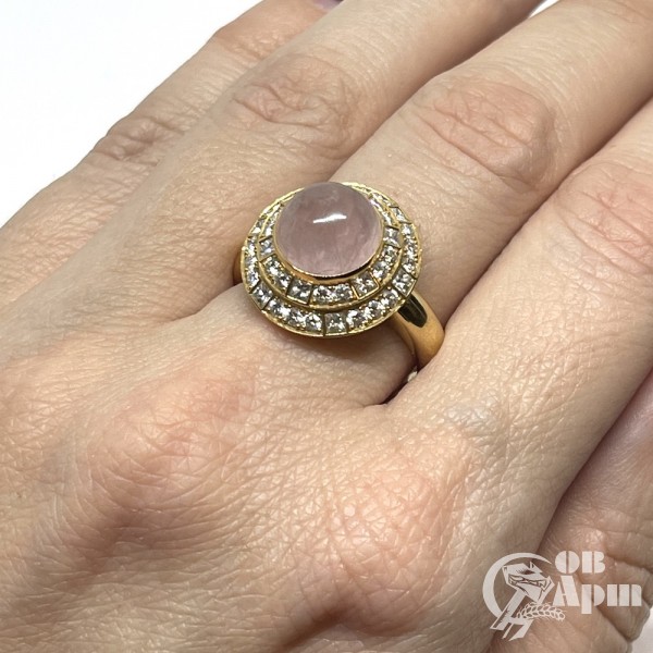 Комплект серьги, кольцо и сотуар с бриллиантами и розовым кварцем