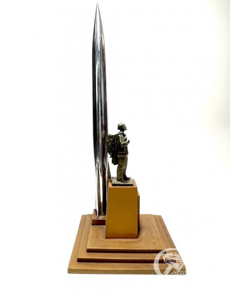Модель памятника Константину Циолковскому в Калуге
