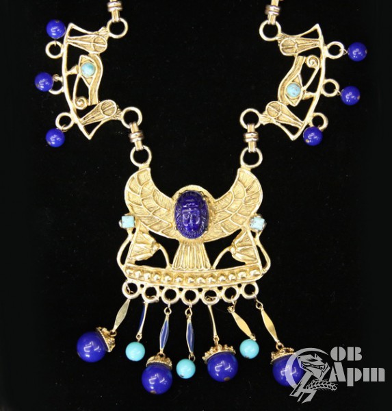 Ожерелье в египетском стиле