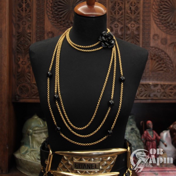 Подвеска CHANEL "Цветок" с черным  Gripoix