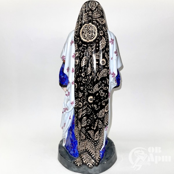 Скульптура "Аварская женщина" из серии народы России по модели Каменского П.П.