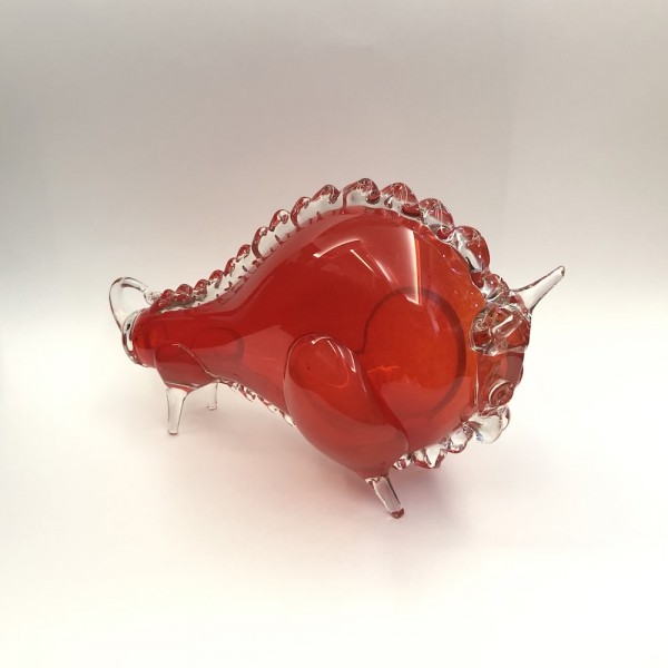 Скульптура " Бык " рубиновое стекло