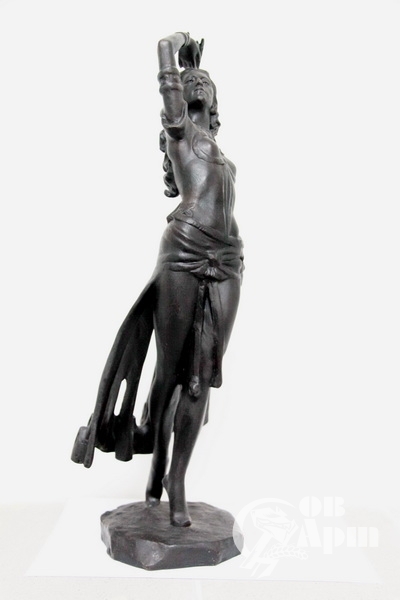 Скульптура "М.М. Плисецкая в танцах персидок"