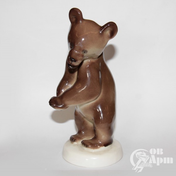 Скульптура "Медвежонок"
