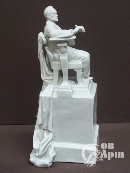 Скульптура "Памятник Чайковскому"
