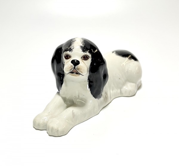Скульптура "Собака породы спаниель"