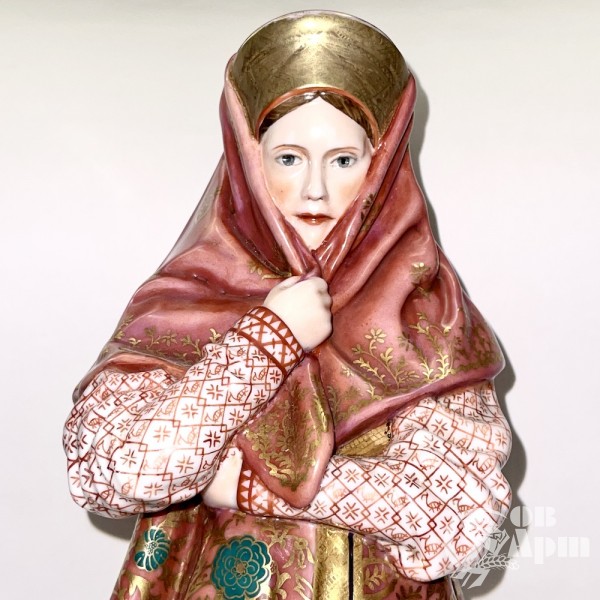 Скульптура "Вологодская женщина" из серии народы России по модели Каменского П.П.