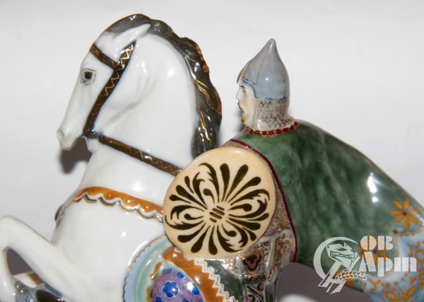 Скульптура "Всадник на коне" ("Руслан")