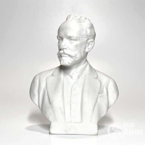 Бюст П.И. Чайковского