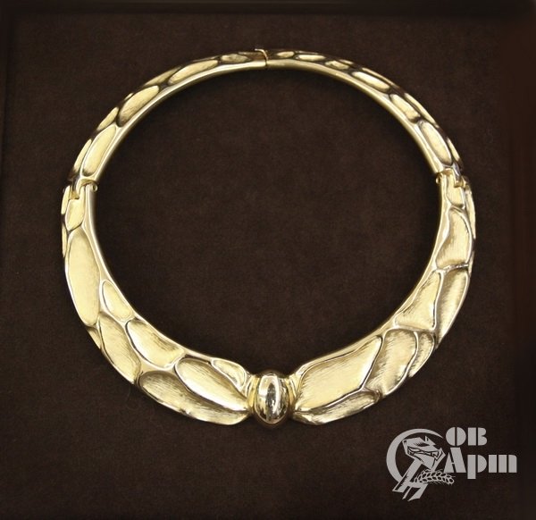 Колье-гривна