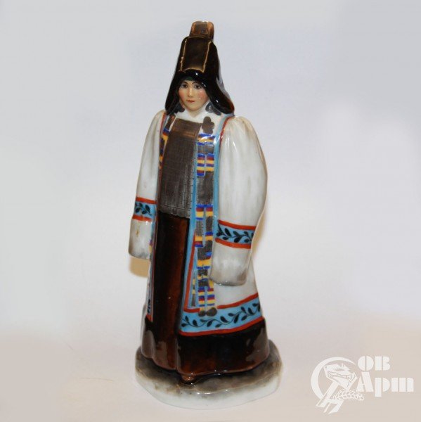 Скульптура "Якутка"